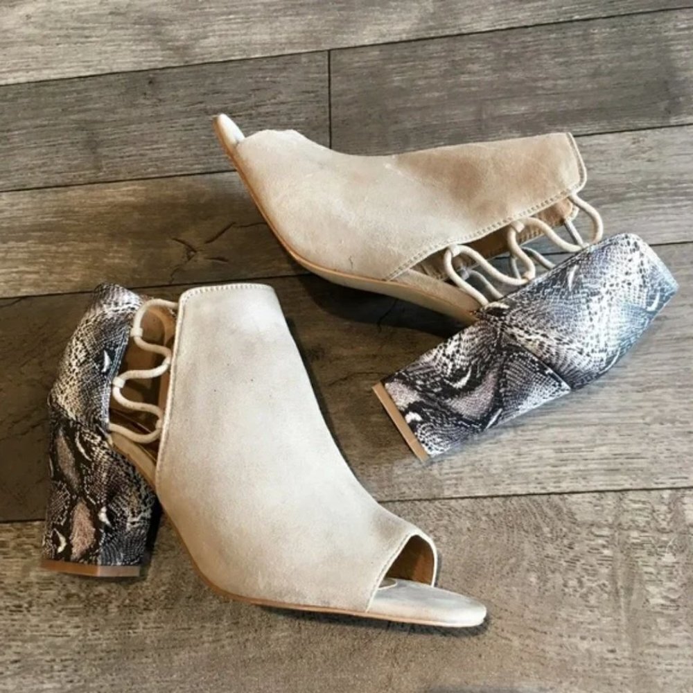 Tahari Post Suede Ankle Boot Snake Print Chunky Heel Open Toe Women’s 9.5